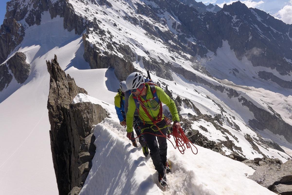 Alpine Schneewanderung mit Bergführer