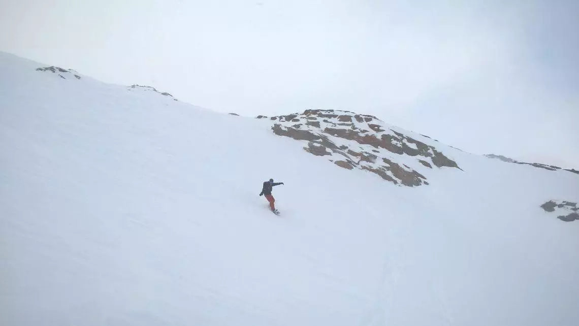 off piste skiing  und snowboarding Innsbruck